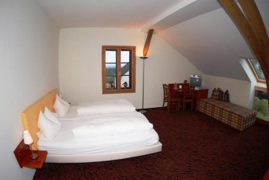 Hotel Zur Schonen Aussicht Фельдкирхен-Вестерхам Номер фото