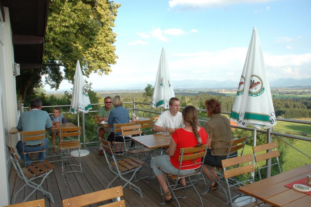 Hotel Zur Schonen Aussicht Фельдкирхен-Вестерхам Экстерьер фото